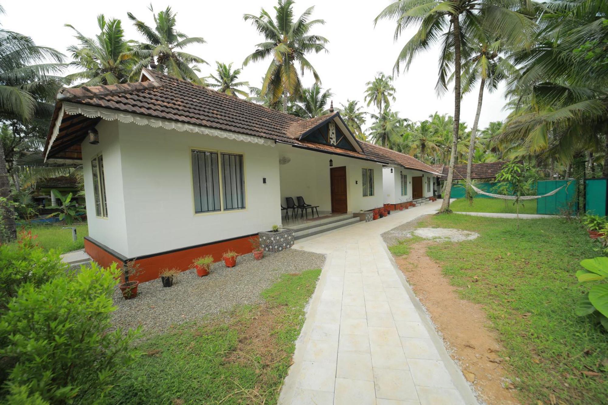 Prakruthi Residency Munroeisland Mundrothuruth Exterior foto
