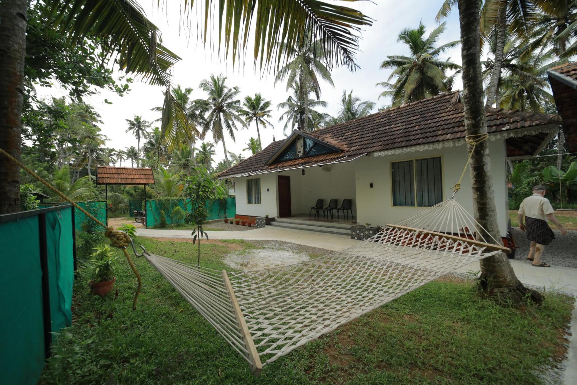 Prakruthi Residency Munroeisland Mundrothuruth Exterior foto